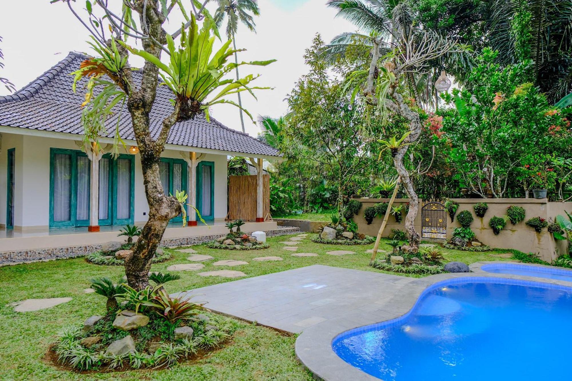 Lodge D'pondok Sangaji Ricefield View By Eps Penginyahan